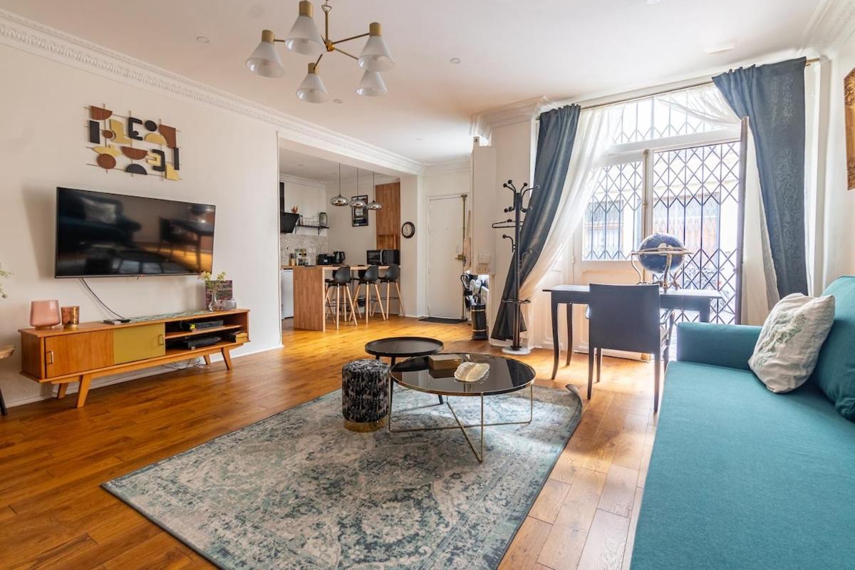 2 étages - Métro 9 Grands Boulevards - Folies Bergères Appartamento